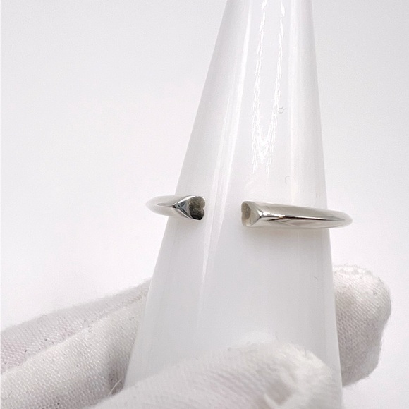 Sale $12 Firm! .925 Sterling Silver Heart Open Ended Ring - Picture 3 of 17